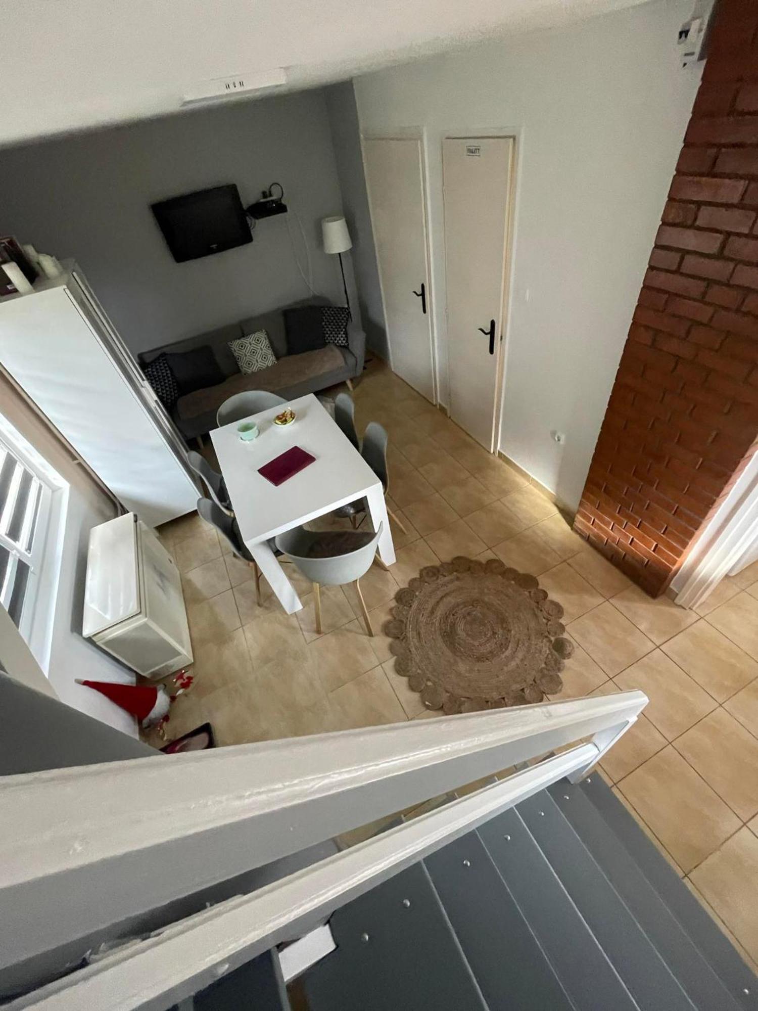 Chill Apartman Orosháza Exteriör bild